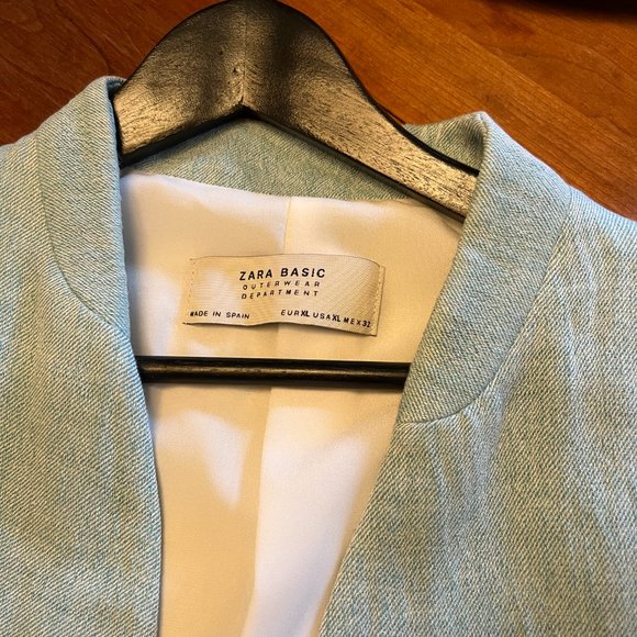 Zara Basic Outerwear Spring Coat Mint Green, white lining & button.  Size XL - Picture 9 of 9
